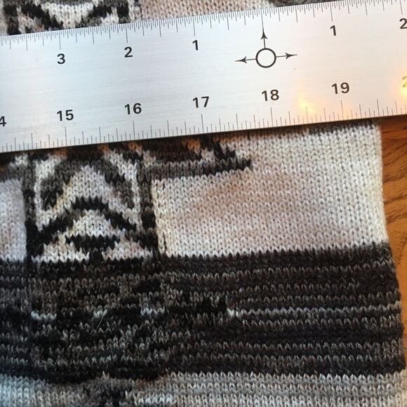 BCBG SLEEVELESS Cardigan Vest with Folding Lapel! - Picture 10 of 16